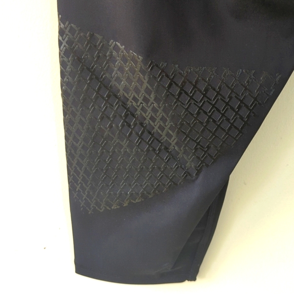 Torrid Compression Legging Performance Core Black 3X - Picture 10 of 16